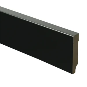 Moderne plint 55x12mm RAL 9005